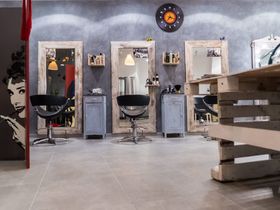 Haroj Hair & Make Up