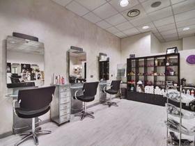 Glamour Hair & Body
