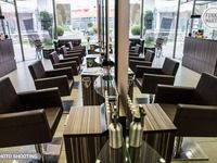 Petros Lila Kostantinos coiffure