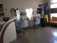 Saman Relax Center Coiffure&Massage (Εντός Νοσοκομείου Παπαγεωργίου)