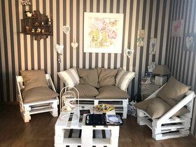 Nail Salon