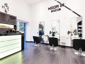 Moda In Hairstylist