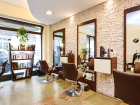 Via Arno Hair Boutique
