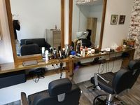 Elias Barber's Shop