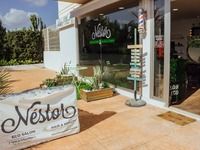 Néstor Salón Eco