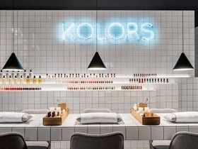 Kolors Nails Bar