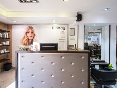 Blondy Peluqueros