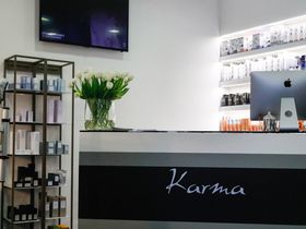 Karma Hair Stylist
