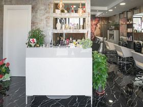 Hair Stylist Giovannini
