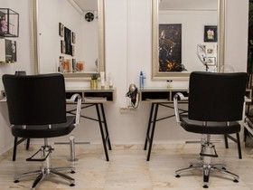4311 Beauty House