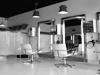 Kuatre Peluquería + Belleza