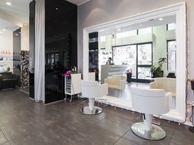 Salone Anthony