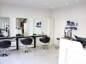 Hair & Barber
