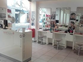 Salon De Coiffure - Saint Algue