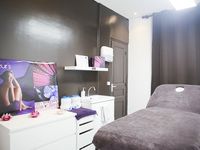 By Julie, Bar à Beauté