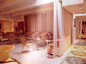 Les Bains D'orient