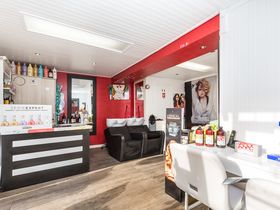 Le Petit Salon – Paris 15