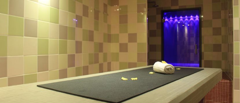 L Esprit Des Sens Agree Cinq Mondes 30 Rue Du Vieil Abreuvoir Saint Germain En Laye Tarifs Horaires Et Commentaires Uala