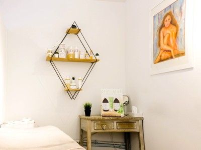 Aux Bons Soins De Léa
