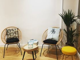 Nathalie Castel Chez O'mahana