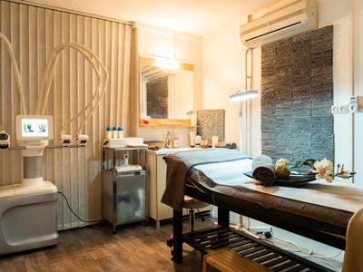 L'institut The Beauty Bar