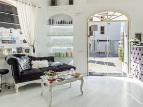 Style Studio By Mirona