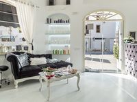 Style Studio by Mirona